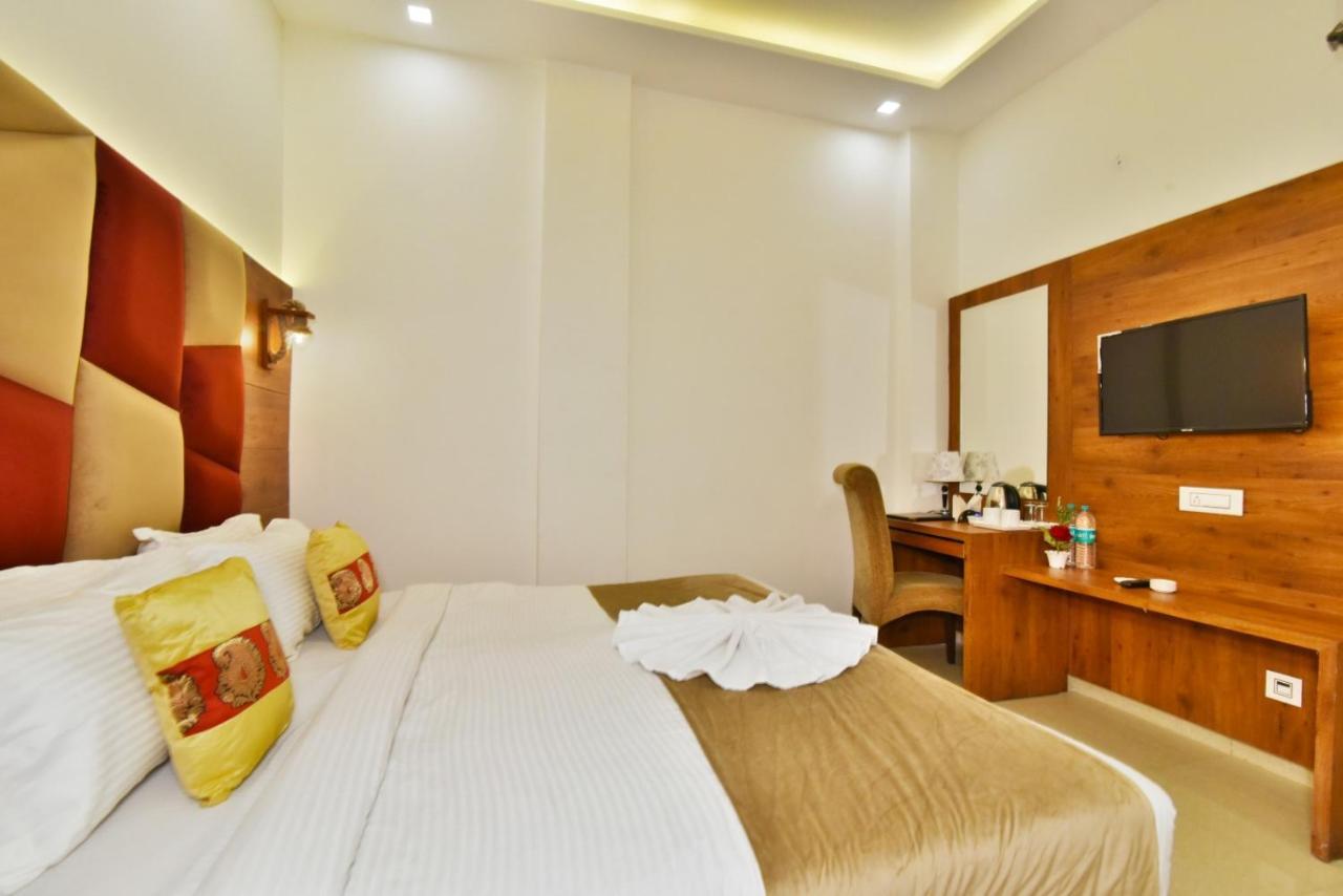 Hotel Sallow International-Hotel Near Golden Temple Amritsar Zewnętrze zdjęcie